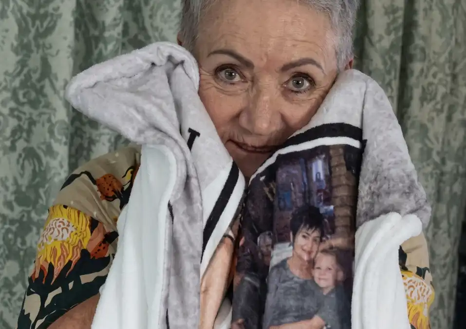 Memory Blanket Gift A story of love and connection